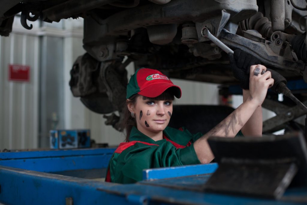 When to Change Engine Oil